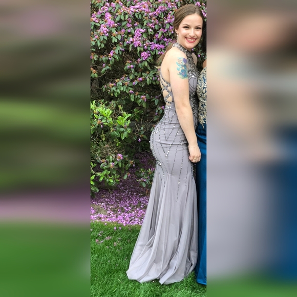 Prom Dress - Picture 3 of 5